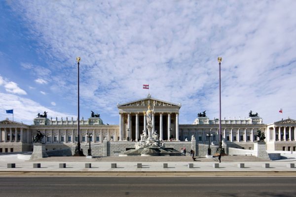 Parlament-Wien-1