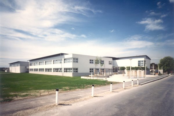 Volksschule-Essling-Kirschenallee-5